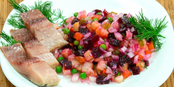 Винегрет с селедкой - как приготовить быстро и вкусно в домашних условиях по пошаговым рецептам с фото