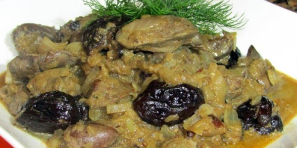 Печень с луком и морковью жареная или тушеная - пошаговые рецепты приготовления в домашних условиях с фото Печень с луком и морковью жареная или тушеная - пошаговые рецепты приготовления в домашних условиях с фото