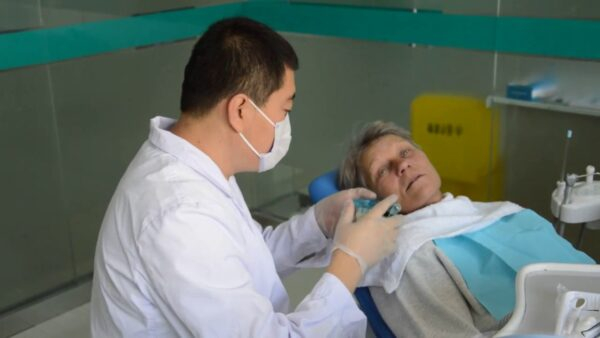 Причины отправиться на лечение зубов в Хэйхэ