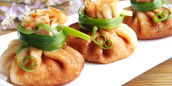 Жульен в тесте - пошаговые рецепты приготовления вкусной начинки в корзиночках, булочках или мешочках с фото Жульен в тесте - пошаговые рецепты приготовления вкусной начинки в корзиночках, булочках или мешочках с фото