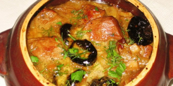 Индейка с черносливом - как вкусно приготовить в домашних условиях по пошаговым рецептам с фото