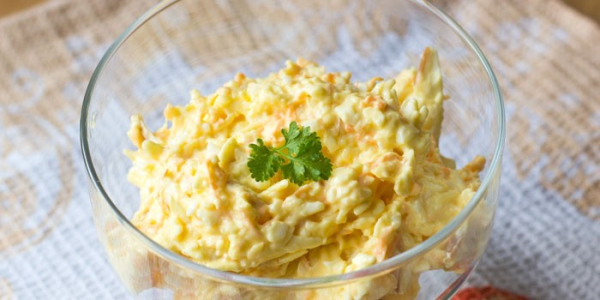 Салат с морковью и сыром - как готовить в домашних условиях по пошаговым рецептам с фото